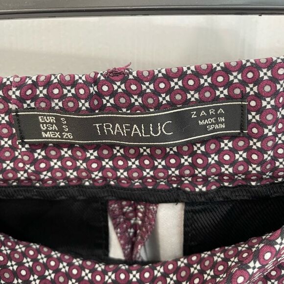 ZARA Trafaluc Elastic Waist Red White Patterned Skinny Pants Women’s Size S - Picture 4 of 7